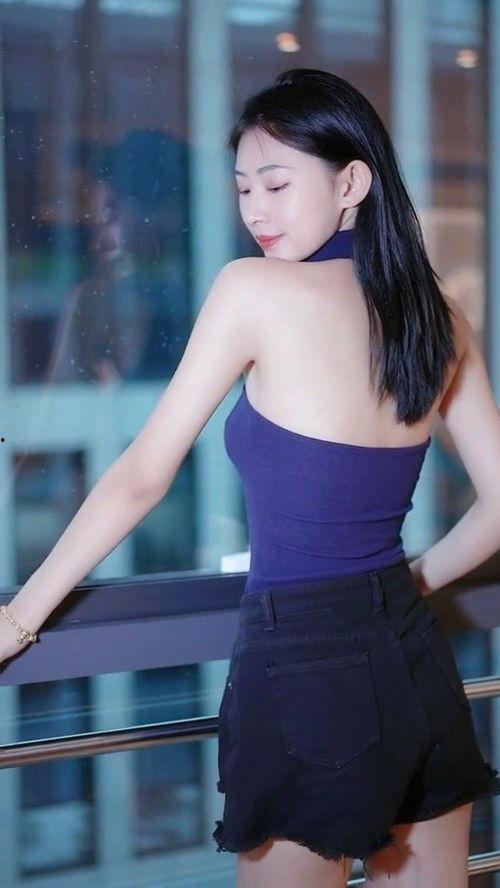 国产美女怕怕在线,揭秘网络红人的幕后故事