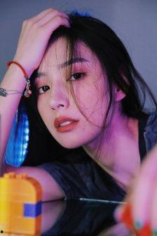 双飞国产女主播在线观看,在线观看背后的精彩世界